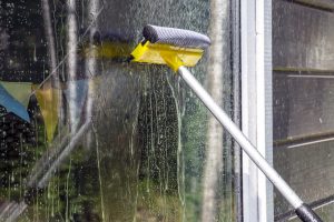 commercial window cleaning company edwardsville maryville glen carbon troy alton collinsville il illinois